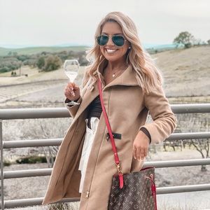 Meet your Posher, Tori